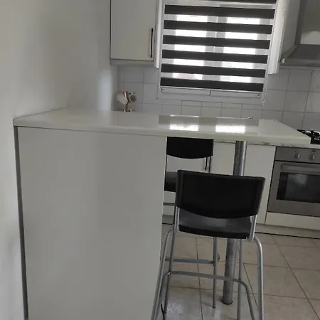 Appartement Ina's Lefkimi