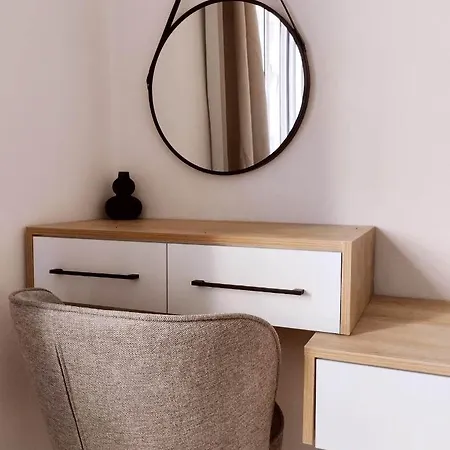 Ina's Apartment *