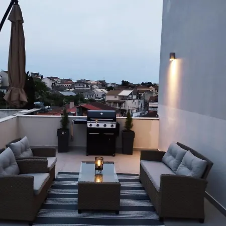 Apartment Ina's *